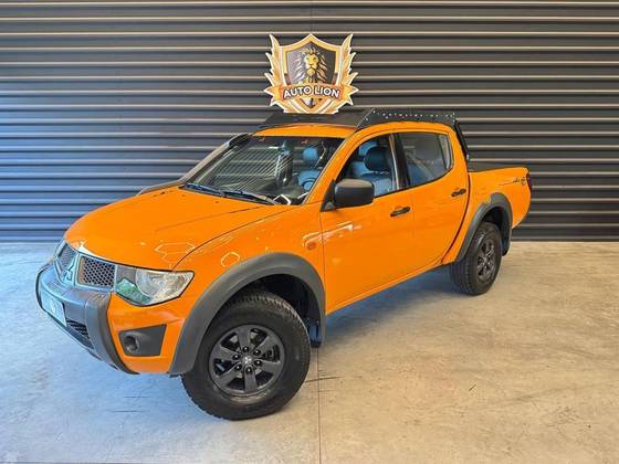 MITSUBISHI L200 SAVANA 3.2 4X4 16V TURBO INTERCOOLER DIESEL 4P MANUAL